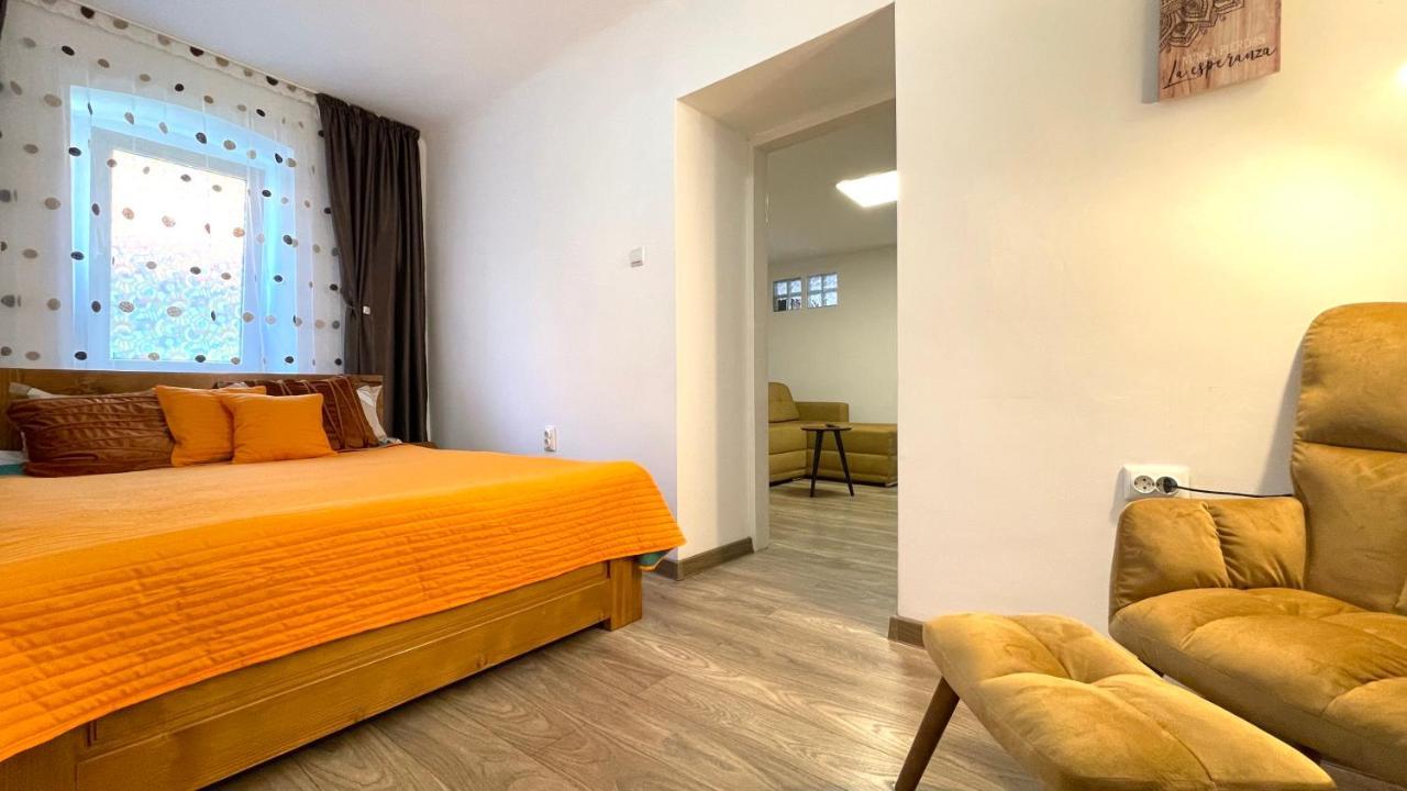 Well Prettyplaces Apartment 001 Braşov Buitenkant foto