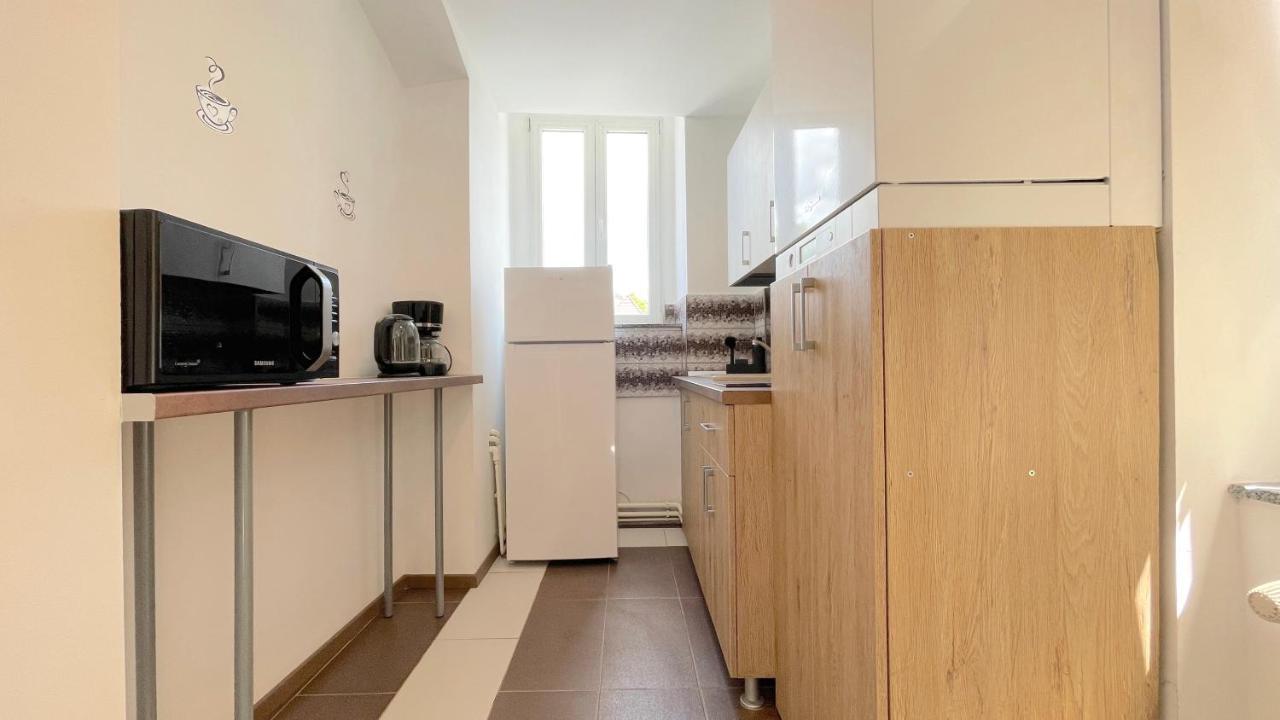 Well Prettyplaces Apartment 001 Braşov Buitenkant foto