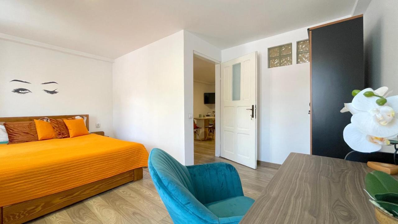 Well Prettyplaces Apartment 001 Braşov Buitenkant foto